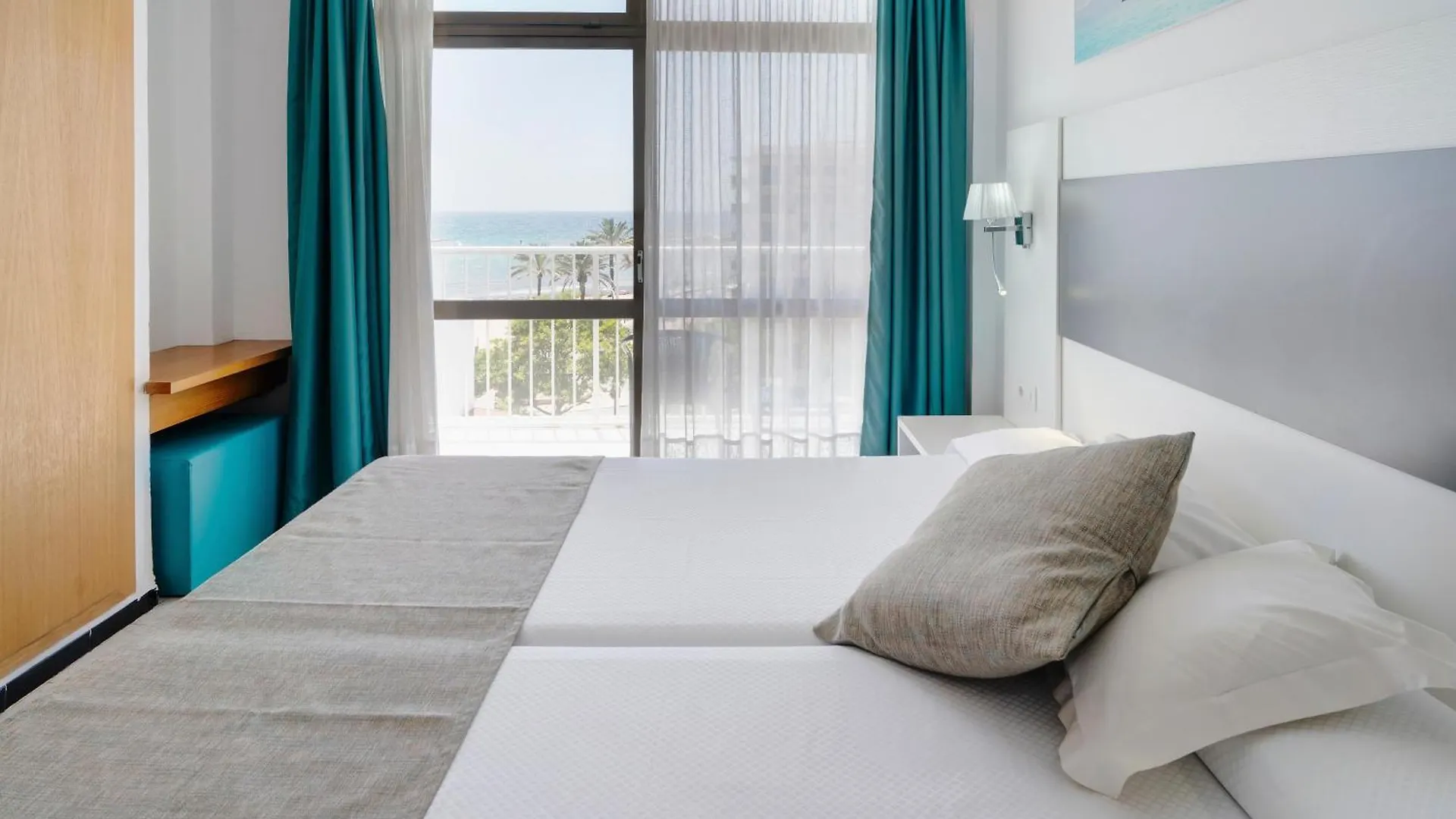 Hotel Amic Miraflores Can Pastilla  3*, Can Pastilla (Mallorca) Spain